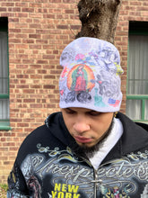 Load image into Gallery viewer, Graffiti Beanies White
